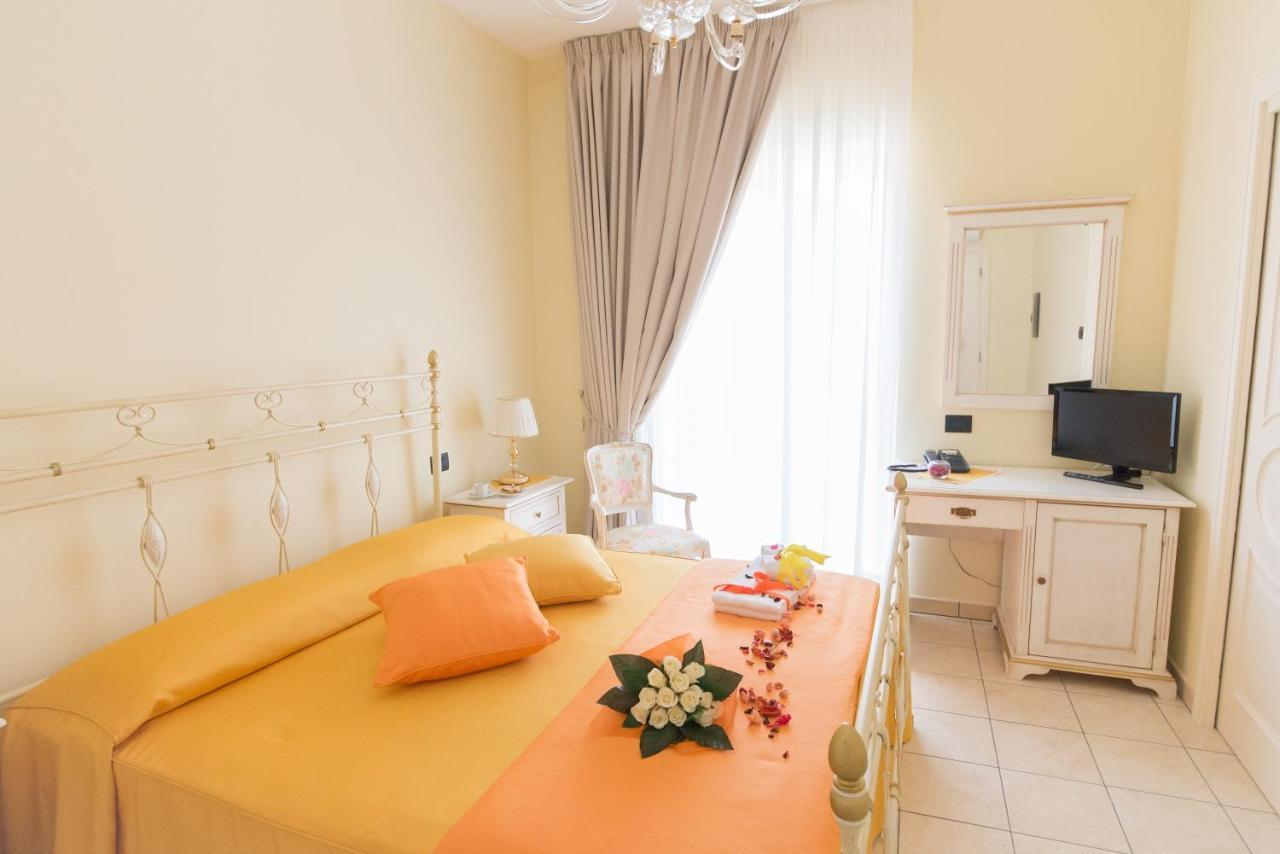 Villa Marchesa Castelnuovo Cilento Luaran gambar